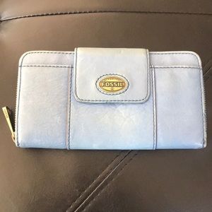 Fossil wallet